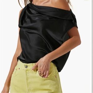 ASTR the label Ceres off the shoulder blouse